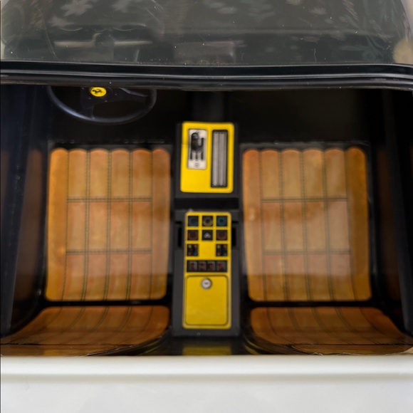 VINTAGE MATTEL BARBIE white Ferrari car 1980’s with original box!! - Picture 8 of 17